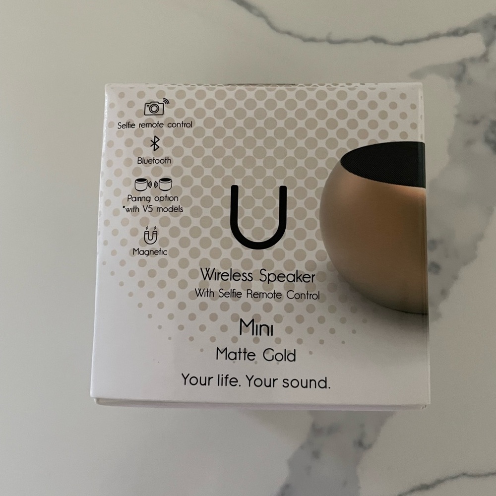 Mini Wireless Speaker - Gold - Picture 6 of 8